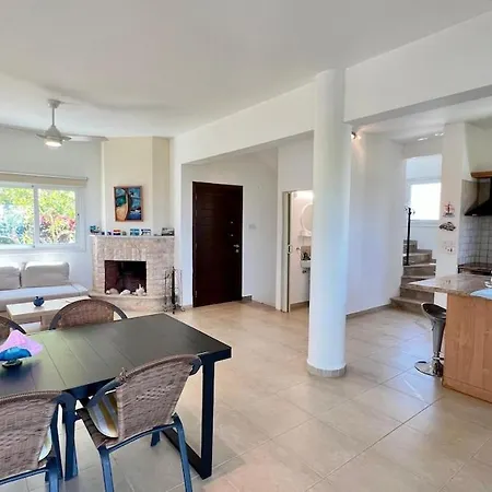 Protaras 3-bedroom * Paralimni